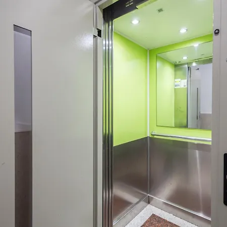 Comfy Renovated Next To The